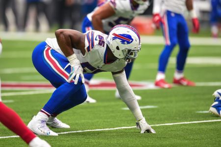 HOUSTON, TX - OCTOBER 14: Buffalo Bills defensive end Jerry Hughes (55) lines up during the football game between the Buffalo Bills and Houston Texans on October 14, 2018 at NRG Stadium in Houston, Texas.   (Photo by Daniel Dunn/Icon Sportswire via Getty Images)