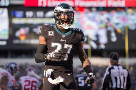 Malcolm Jenkins #27 of the Philadelphia Eagles reacts against the New York Giants at Lincoln Financial Field on November 25, 2018 in Philadelphia, Pennsylvania. (Photo by Mitchell Leff/Getty Images)