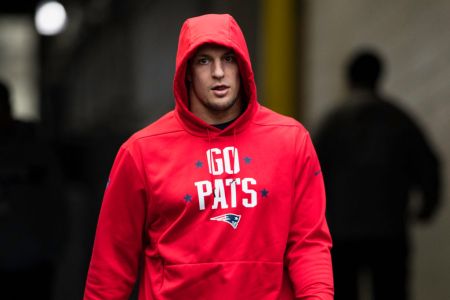PITTSBURGH, PA -DECEMBER 16: New England Patriots tight end Rob Gronkowski (87) looks on during the NFL football game between the New England Patriots and the Pittsburgh Steelers on December 16, 2018 at Heinz Field in Pittsburgh, PA. (Photo by Mark Alberti/Icon Sportswire via Getty Images)
