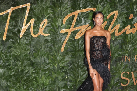 LONDON, -, UNITED KINGDOM - 2018/12/10: Jourdan Dunn seen on the red carpet during the Fashion Awards 2018 at the Royal Albert Hall, Kensington in London. (Photo by Keith Mayhew/SOPA Images/LightRocket via Getty Images)
