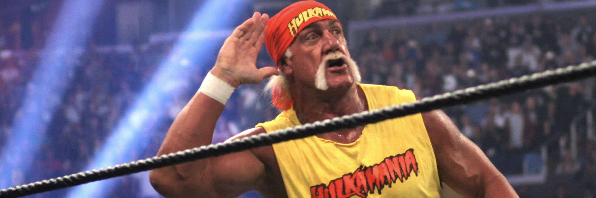 UNITED STATES - APRIL 03: Wrestle Mania 21 in Los Angeles, United States on April 03, 2005 - Hulk Hogan at Wrestle Mania 21 at Staples Center. (Photo by Mike FANOUS/Gamma-Rapho via Getty Images)