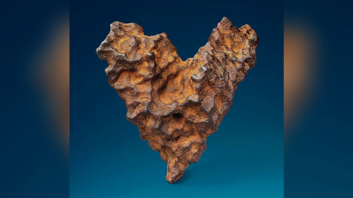 heart-shaped meteorite