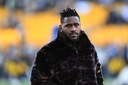 Antonio Brown (Photo by Joe Sargent/Getty Images)