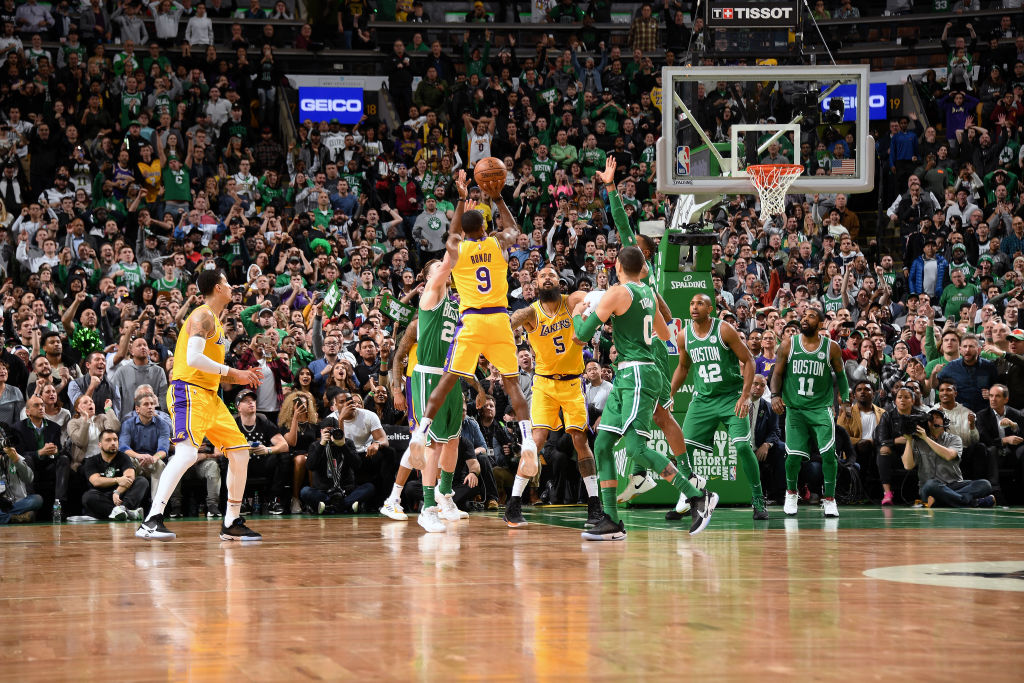 BOSTON, MA - FEBRUARY 7: Rajon Rondo #9 of the Los Angeles Lakers makes the game winning shot against the Boston Celtics on February 7, 2019 at the TD Garden in Boston, Massachusetts. NOTE TO USER: User expressly acknowledges and agrees that, by downloading and/or using this photograph, user is consenting to the terms and conditions of the Getty Images License Agreement. Mandatory Copyright Notice: Copyright 2019 NBAE (Photo by Andrew D. Bernstein/NBAE via Getty Images)