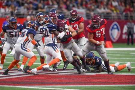 SAN ANTONIO, TX - FEBRUARY 17: Orlando Apollos linebacker Terrance Parks (50) tackles San Antonio Commanders running back Kenneth Farrow, II (20) during the AAF game between the Orlando Apollos and the San Antonio Commanders on February 17, 2019 at the Alamodome in San Antonio, Texas. (Photo by Daniel Dunn/Icon Sportswire via Getty Images)