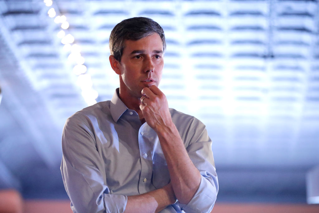 MOUNT PLEASANT, IOWA - MARCH 15: Democratic presidential candidate Beto O'Rourke talks with voters during his second day of campaigning for the 2020 nomination at Central Park Coffee Company March 15, 2019 in Mount Pleasant, Iowa. (Photo by Chip Somodevilla/Getty Images)