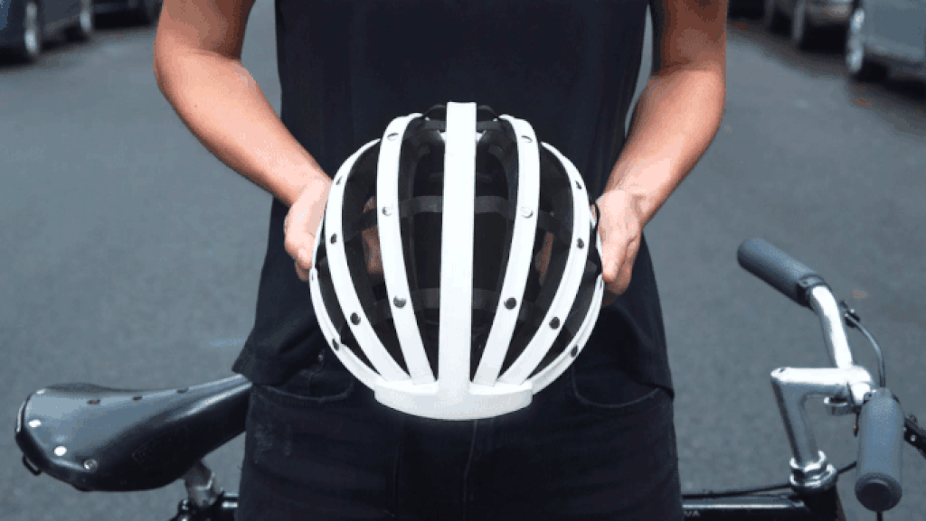 icon 1000 variant battlescar helmet Road Tested: Icon 1000 and Knox upgrade their bestsellers