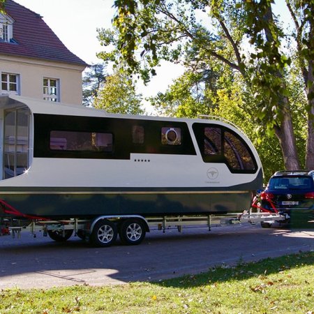 Need an RV That Can Go Anywhere? Try the Amphibious Caravanboat.