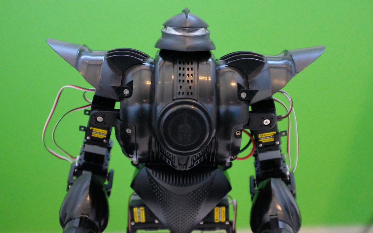 Japanese Fighting Robot Zeus InsideHook