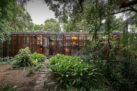 This Tarzan-esque Hideout Has an Urban Zip Code, Somehow