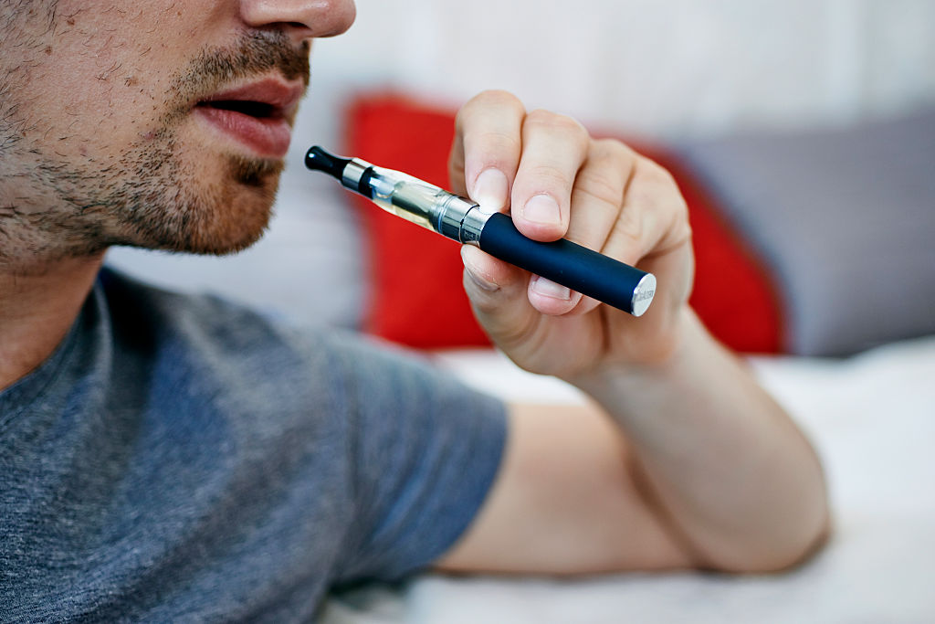 Man smoking electronic cigarette. (Getty Images)