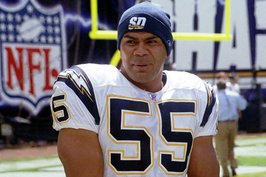 Junior Seau, a CTE sufferer, in 2002. (Photo by Owen C. Shaw/Getty Images)