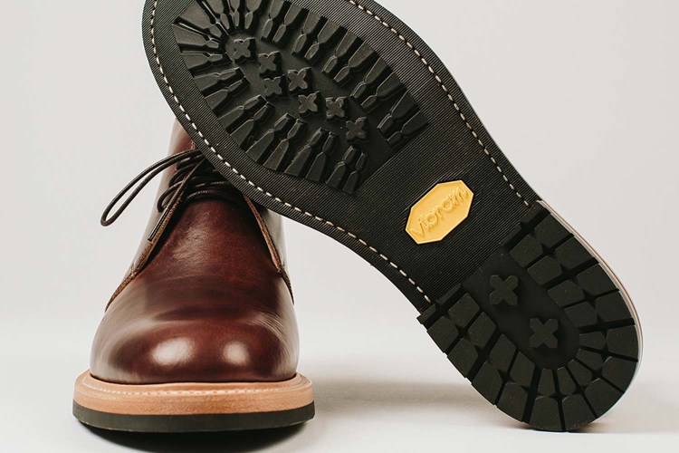 Taylor Stitch The Chukka in Weatherproof Chocolate Suede In Review: Taylor Stitch Chukkas in Weatherproof Loden Suede main image 3