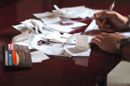 Drop, Collaborate and Listen