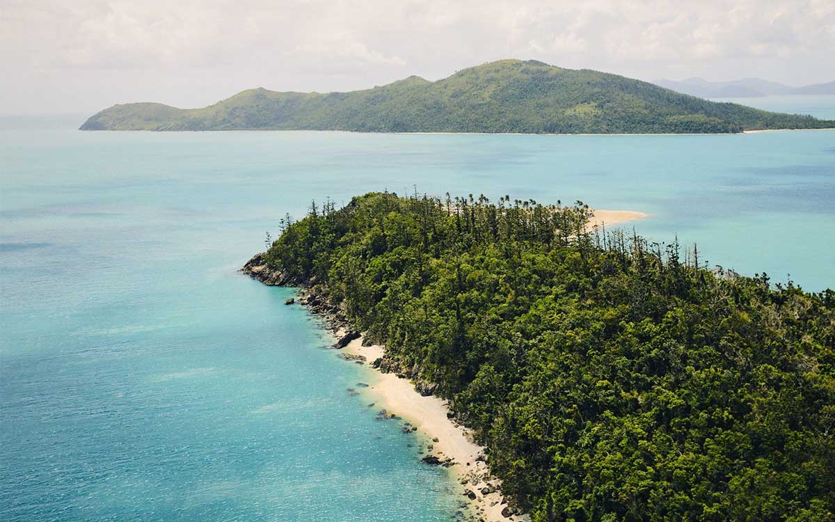 The Immaculate Daydream Island Just Re-Opened Off the Great Barrier Reef