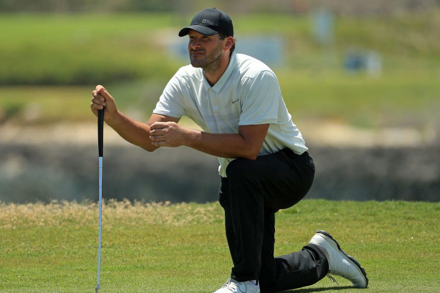 Tony Romo playing golf in 2019. (Mike Ehrmann/Getty)