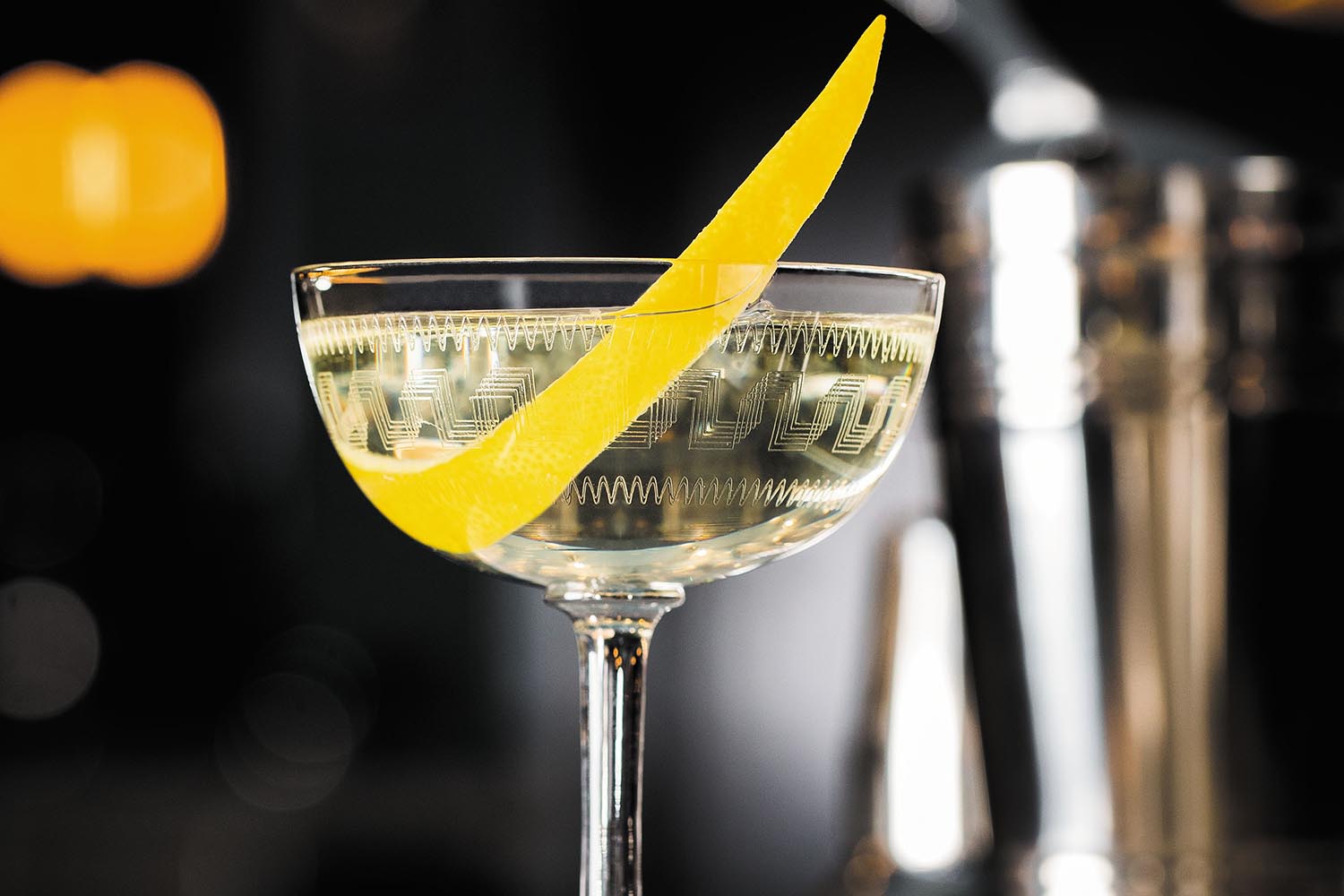 James Bond dry martini