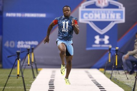 Marquise Goodwin runs the 40-yard dash at the 2013 NFL Combine.( Joe Robbins/Getty)