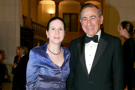 Bernard and Lisa Selz have emerged as major contributors to the anti-vaxx movement