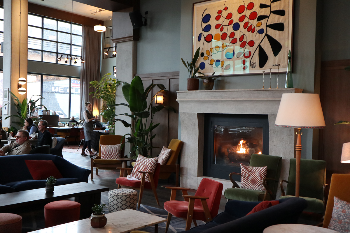 What It’s Like to Spend 24 Hours in the New Hoxton Chicago - InsideHook