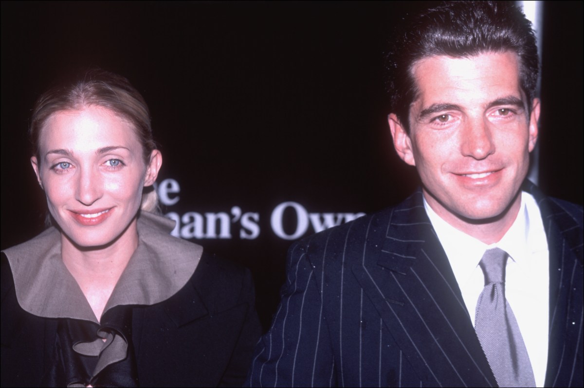 John F Kennedy Jr and his wife Carolyn Bessette Kennedy at their last public appearance. (Photo by Allan Tannenbaum/Getty Images)