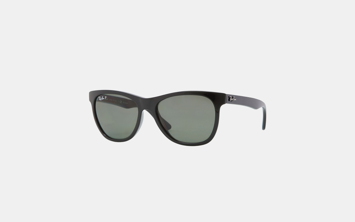 Get a Pair of Ray-Ban Wayfarers for $100 Off