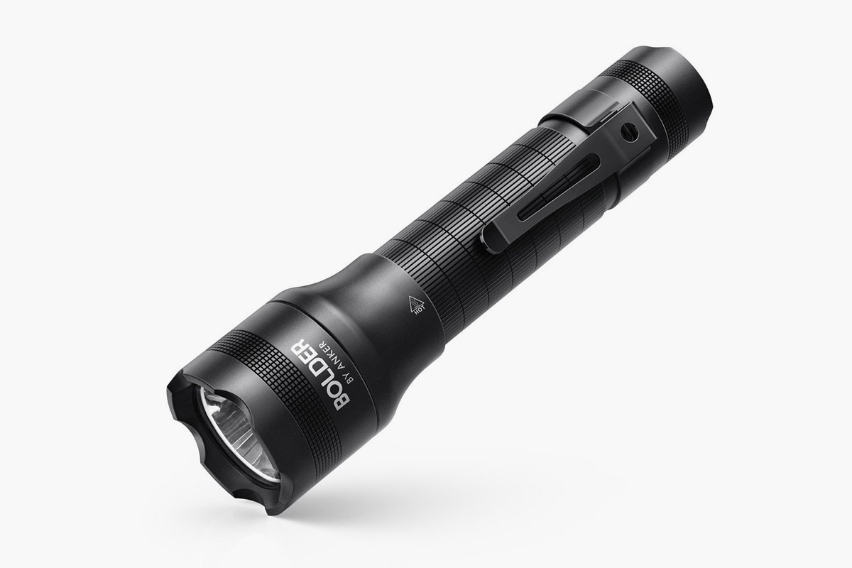 Anker LC 40 rechargeable flashlight
