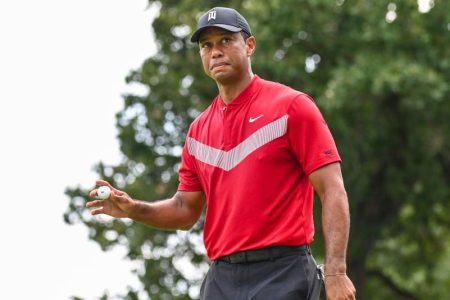 Tiger Woods Inks Deal to Design Putting Courses