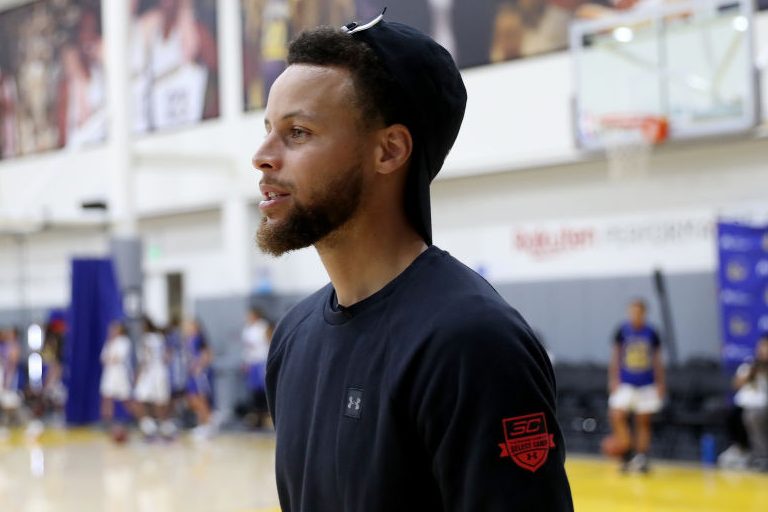 Steph Curry Is Bringing Golf Teams to Howard University