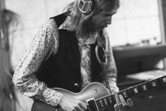 Duane Allman's Gibson Les Paul From "Layla" Guitar Sells for $1M