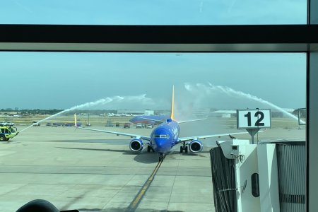 Vietnam Airman Returns