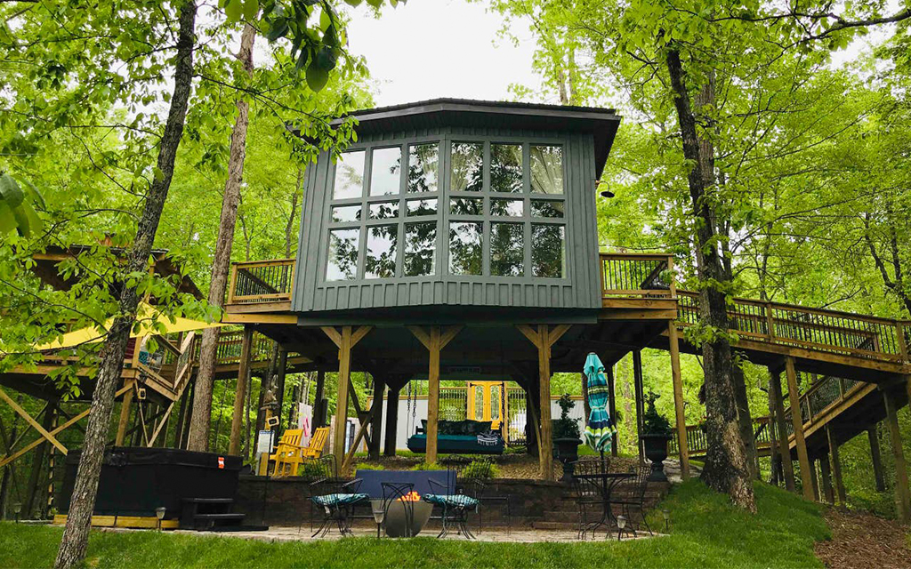 The Best Treehouses Listed on Airbnb InsideHook