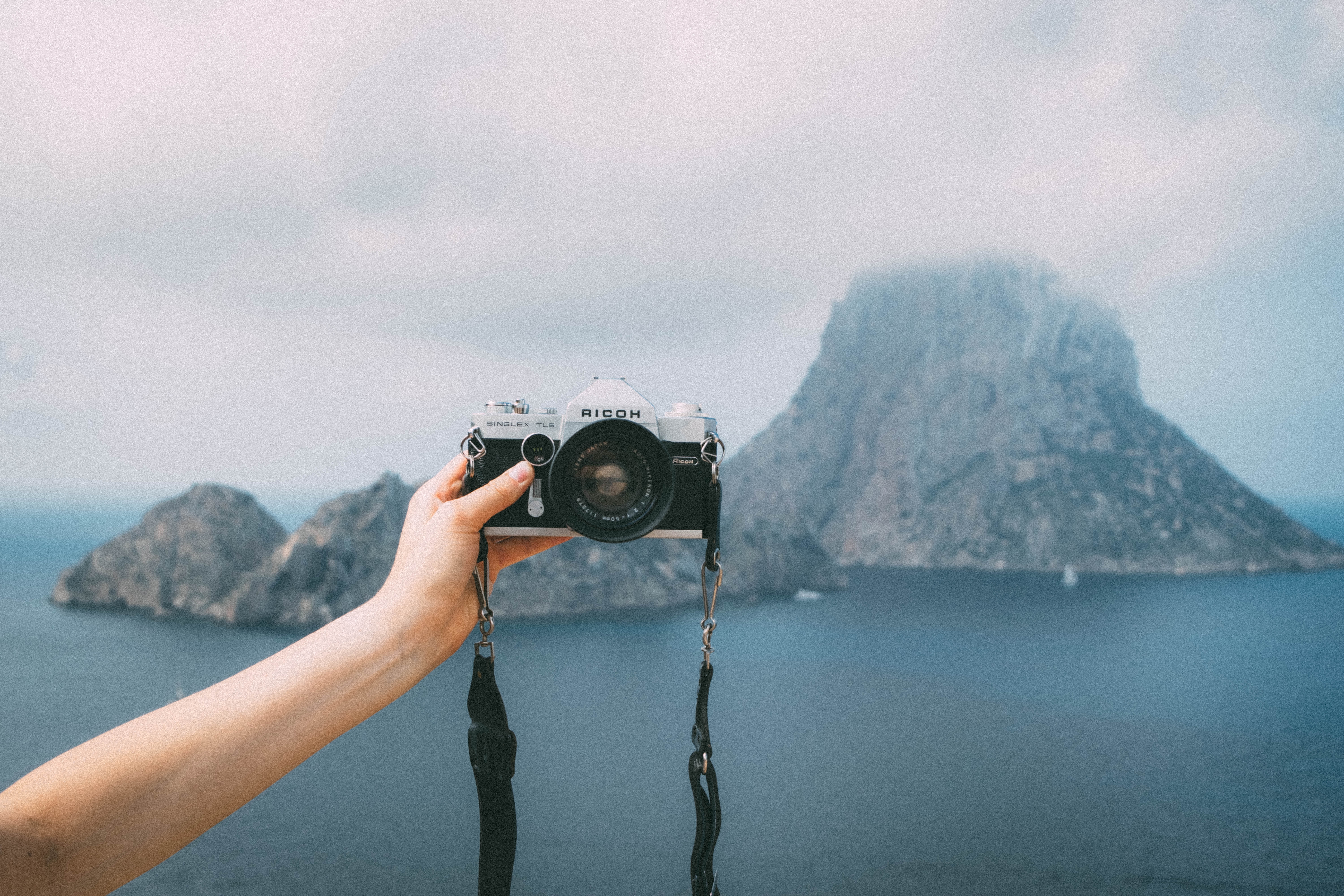 You don't have to be terrible to be an influencer. (Photo by Esmee Holdijk on Unsplash)