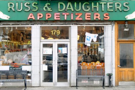 Family Affair: How NYC’s Most Iconic Mom-and-Pop Food Businesses Succeed