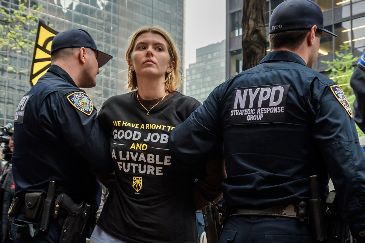 Sunrise Movement NYC Activist Arrested Outside Senator Chuck Schumer's Office