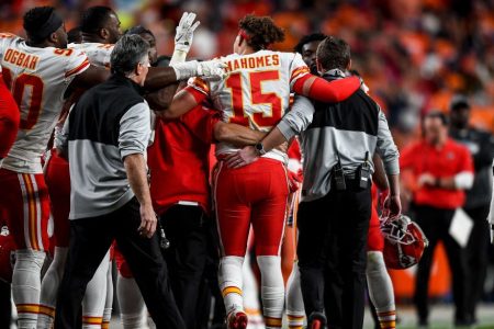 Patrick Mahomes and Chiefs Get "Best-Case Scenario" MRI Results