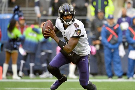 Lamar Jackson Proving to Be Better NFL QB Michael Vick Thus Far