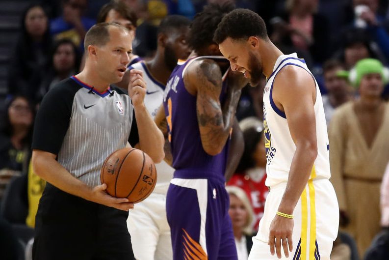 Steph Curry Breaks Hand As Golden State Warriors Lose To Phoenix