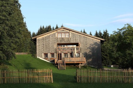 Homesharing Site “Welcome Beyond” Offers Historic and Artful Stays You’re Unlikely to Find on Airbnb