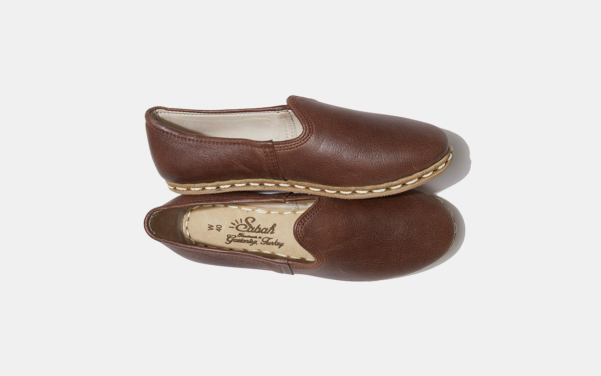 Deal on Sabah Slip-Ons