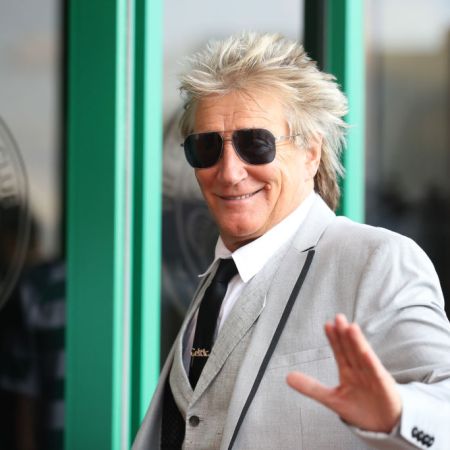 Rod Stewart Unveils the Model Train Set He’s Been Working on for 26 Years
