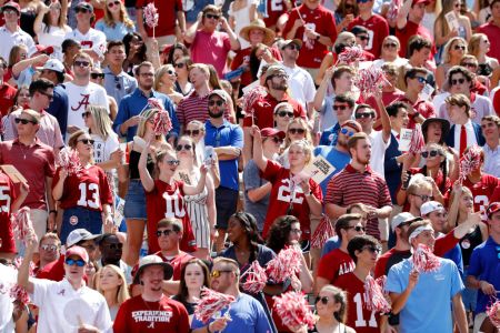 Alabama Students Won't Face Punishment for Booing Trump at LSU Game