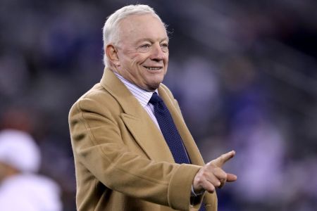 Despite Loss, Jerry Jones Is Sticking With Jason Garrett