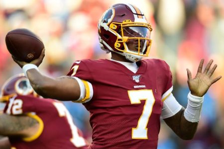Dwayne Haskins Misses End of First NFL Win to Take Selfie