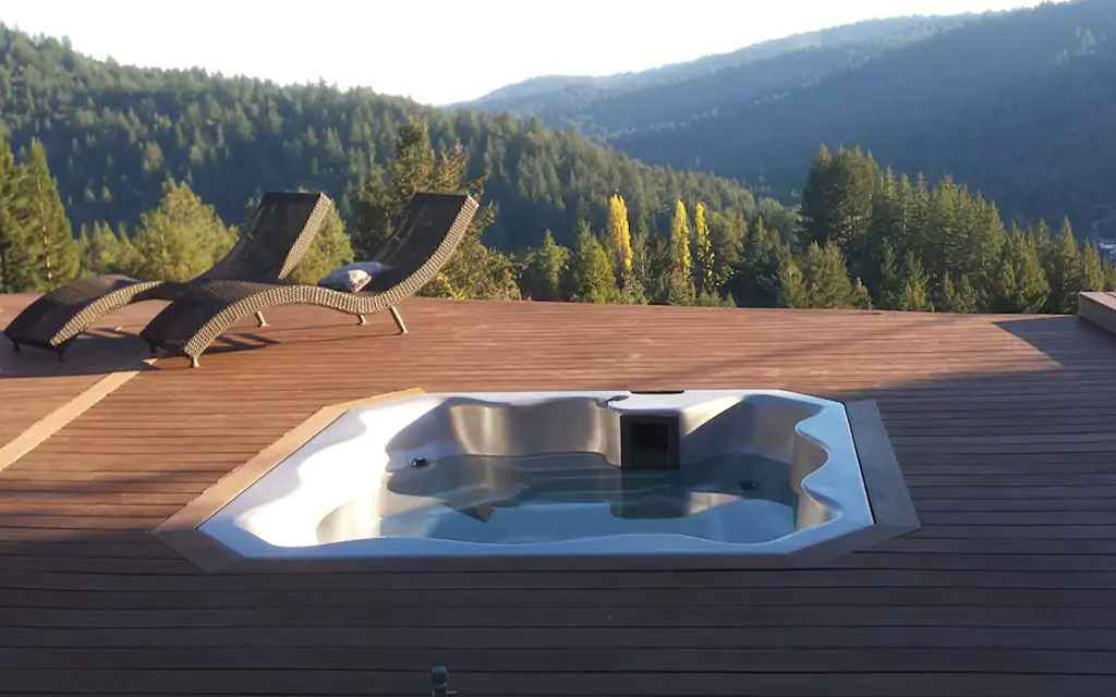 11 Best Airbnbs With Hot Tubs Airbnb Rentals with Hot Tubs InsideHook