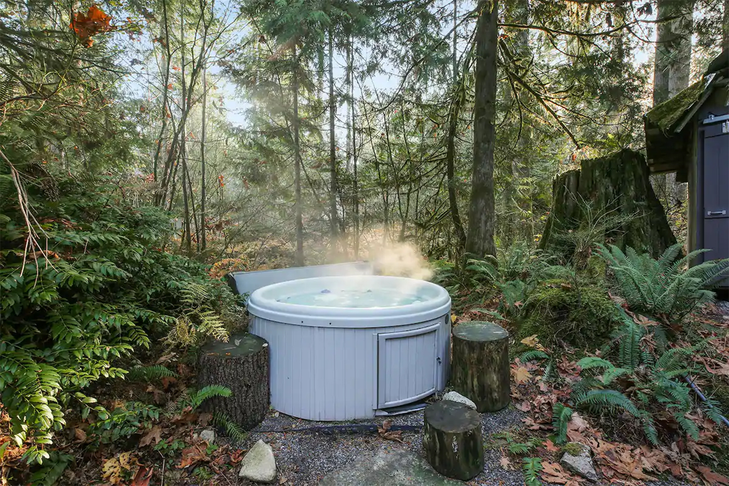 airbnb hot tub washington