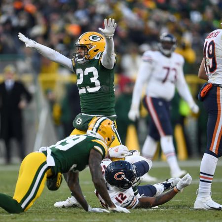 Packers End Bears’ Playoff Hopes, Stay Atop NFC North