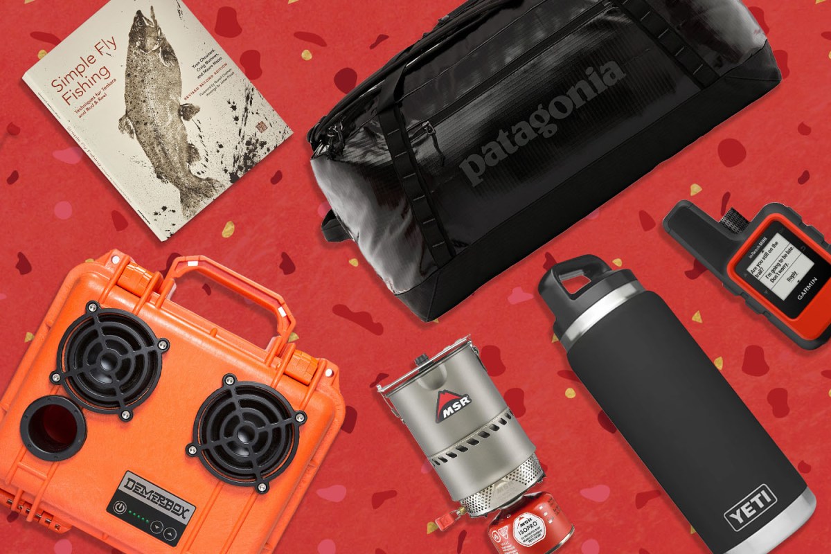 The 17 Best Gear Gifts for the Outdoorsman (or Outdoorswoman)