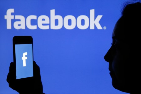 Facebook Bans Deepfakes
