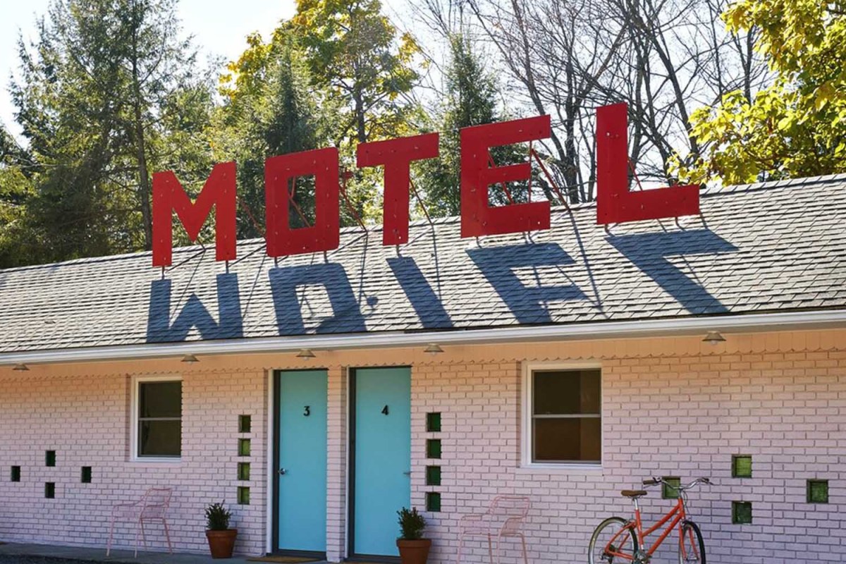 The Catskills’ Newest Motel Is Straight Outta “Mad Men”